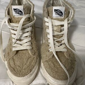 Vans Sk8 Hi Tapered Cozy Hug Desert Cream Fleece High-Top Sneakers